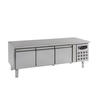 Positive Refrigerated Table GN 1/1 with 3 Doors - CombiSteel: Optimal professional storage