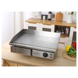 Professional Electric Griddle Dynasteel - Smooth 55 cm: Stainless steel plate, even and fast cooking