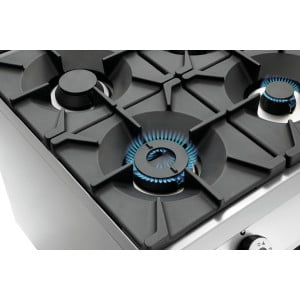 Sechsbrenner-Herd Serie 900 - Gasofen GN 2/1 und Schrank der Marke Bartscher