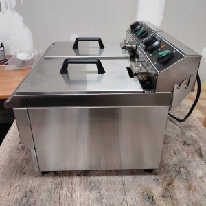 Professional Deep Fryer 2 x 13 L with Drain - Dynasteel: Performance and durability for your kitchen