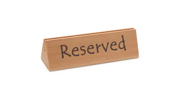 Tischgestell aus Holz reserviert