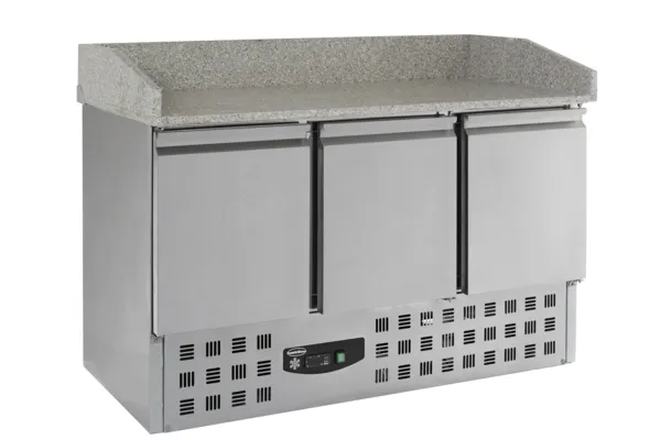 Gekühltes Pizzamöbel GN 1/1 - 3 Türen - 230 L